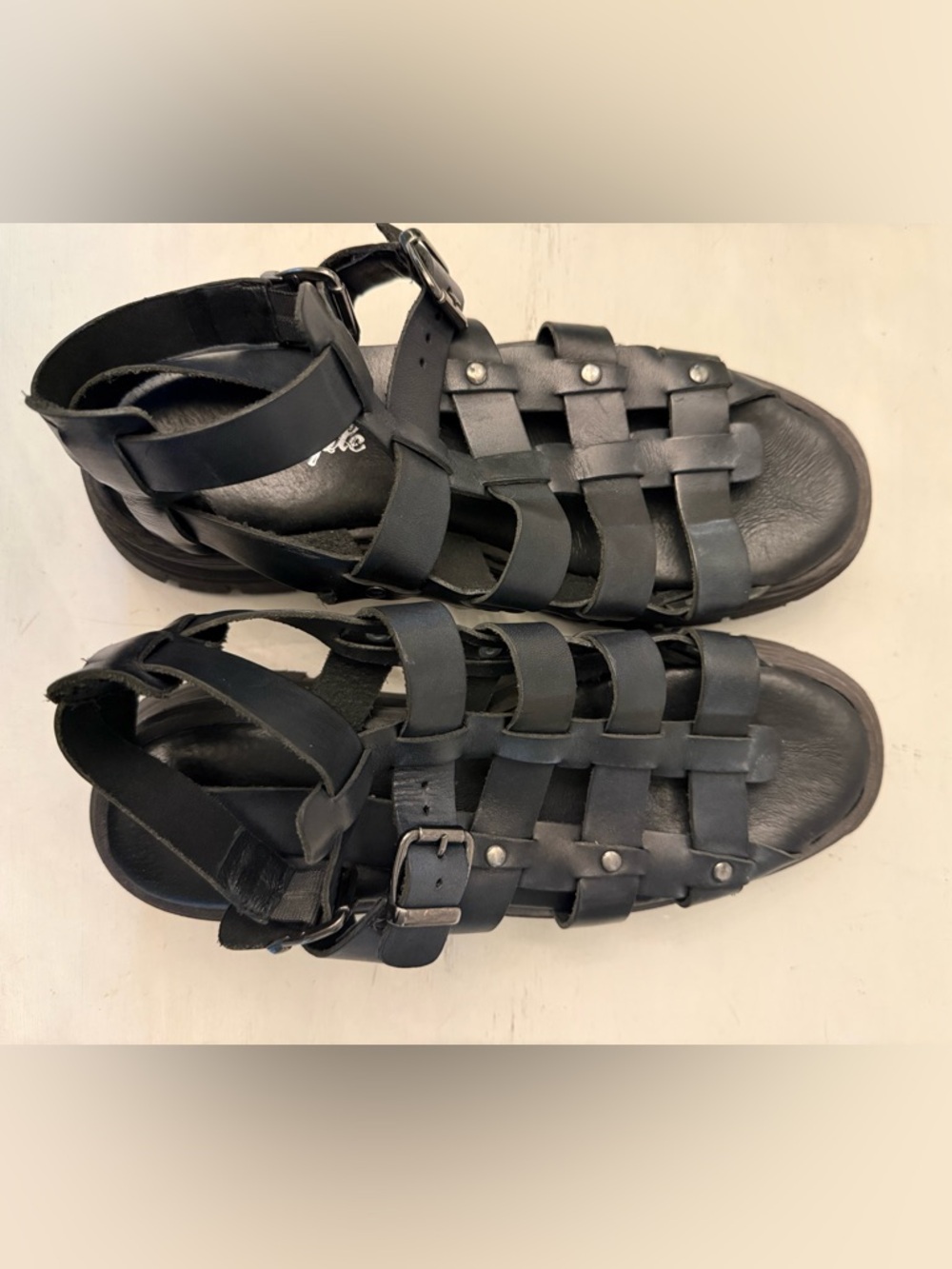 Free People Sandals Womens 39 Delaney Black Leather Lug Sole Platform Fisherman
